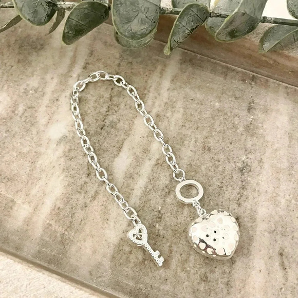 925 Sterling Silver Heart & Key Toggle Bracelet Thick Chunky Link Bracelet - Picture 6 of 6